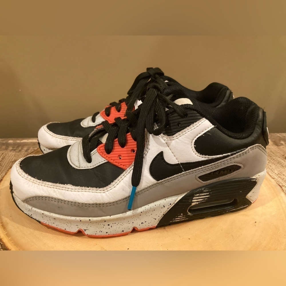 NIKE AIR MAX 90 WHITE/BLCK-TURF ORANGE US MEN SZ-6 - Picture 6 of 11